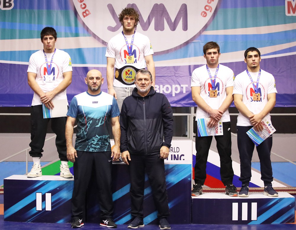 Более 20 медалей выиграли дагестанские вольники на Всероссийском турнире в Хасавюрте