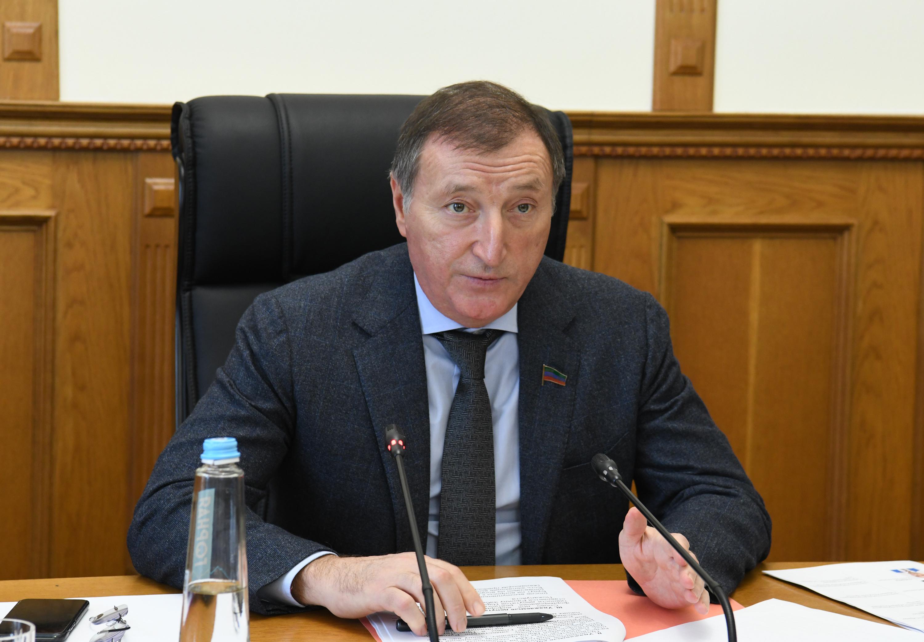 Заур Аскендеров провел заседание Президиума Народного Собрания Республики Дагестан