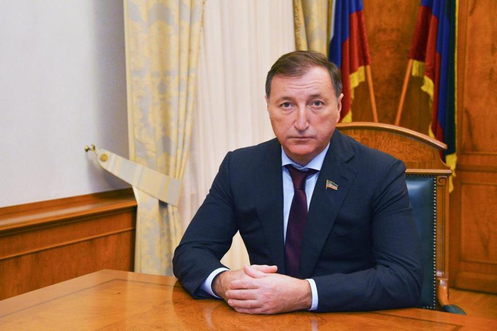 Заур Аскендеров поздравил дагестанцев с Международным днем пожилых людей