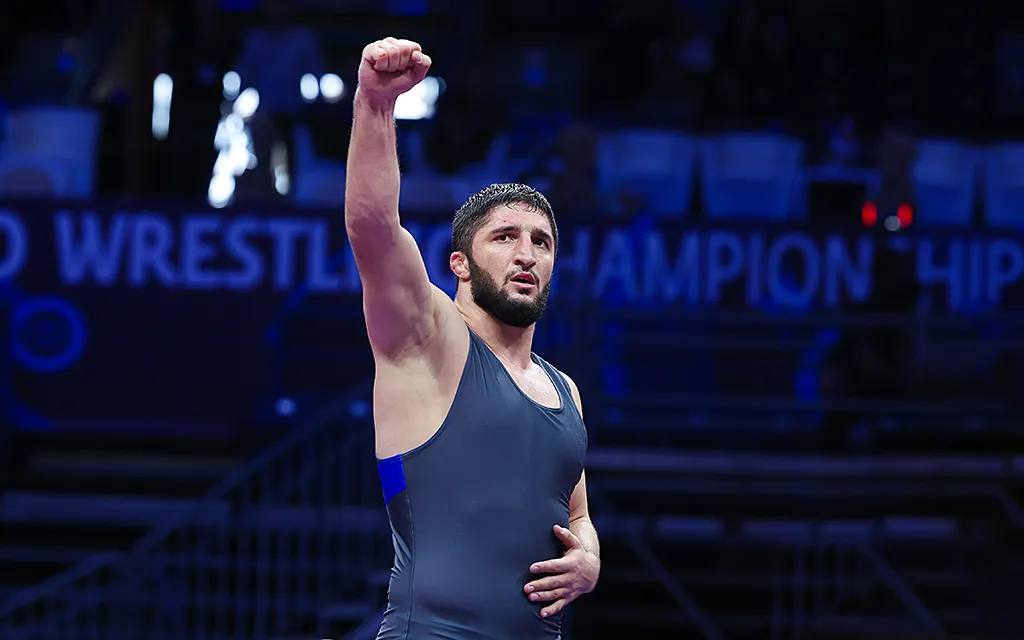 Садулаев признан лучшим спортсменом года по версии «Советского спорта»