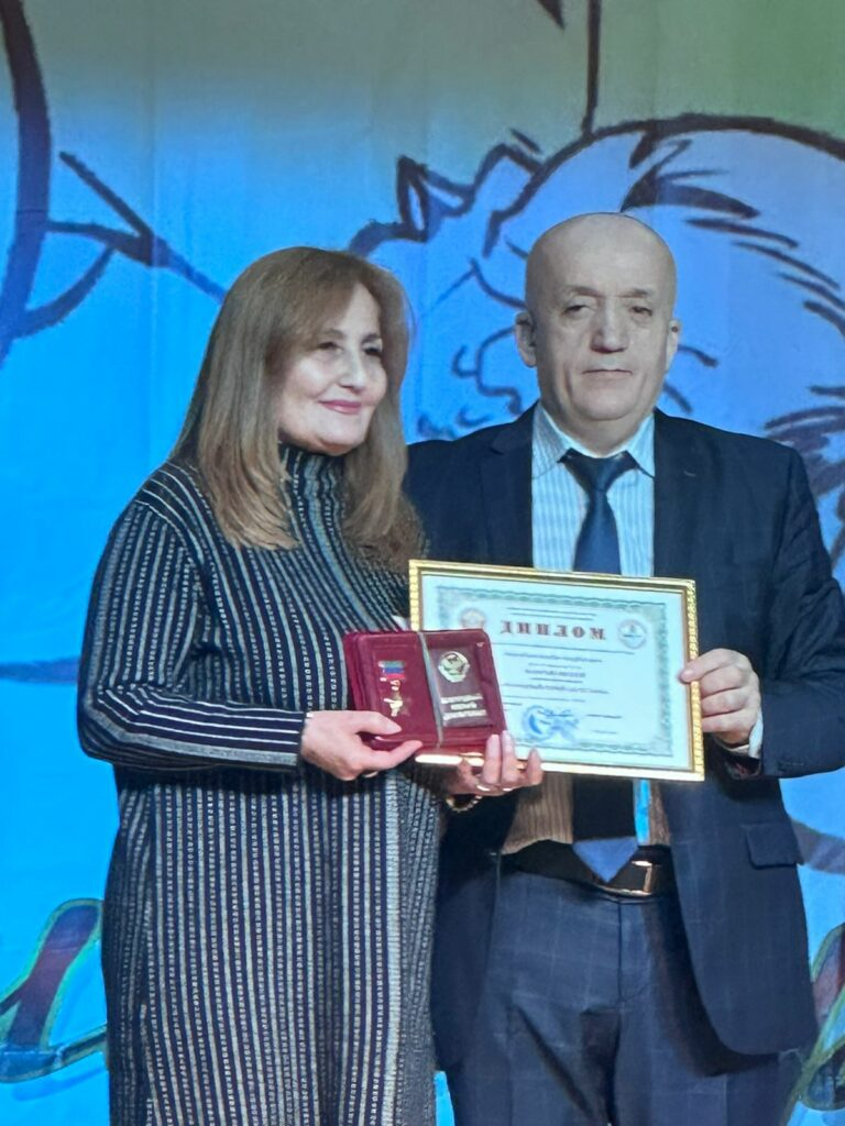 Участнику СВО Алибеку Койлубаеву вручили медаль «Народный герой Дагестана»