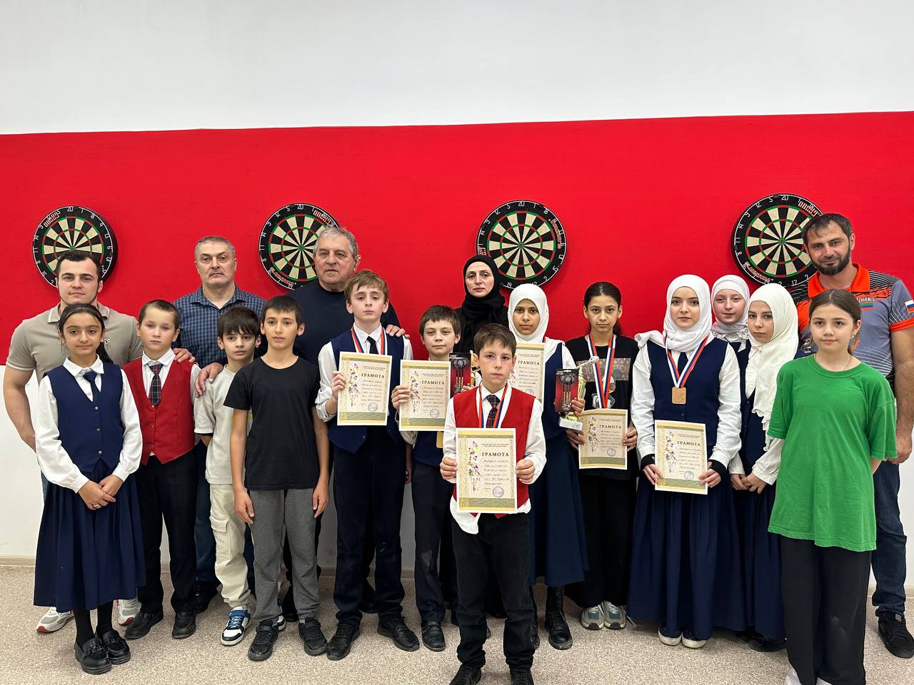 Памяти Героя России Нурмагомеда Гаджимагомедова провели турнир по дартсу