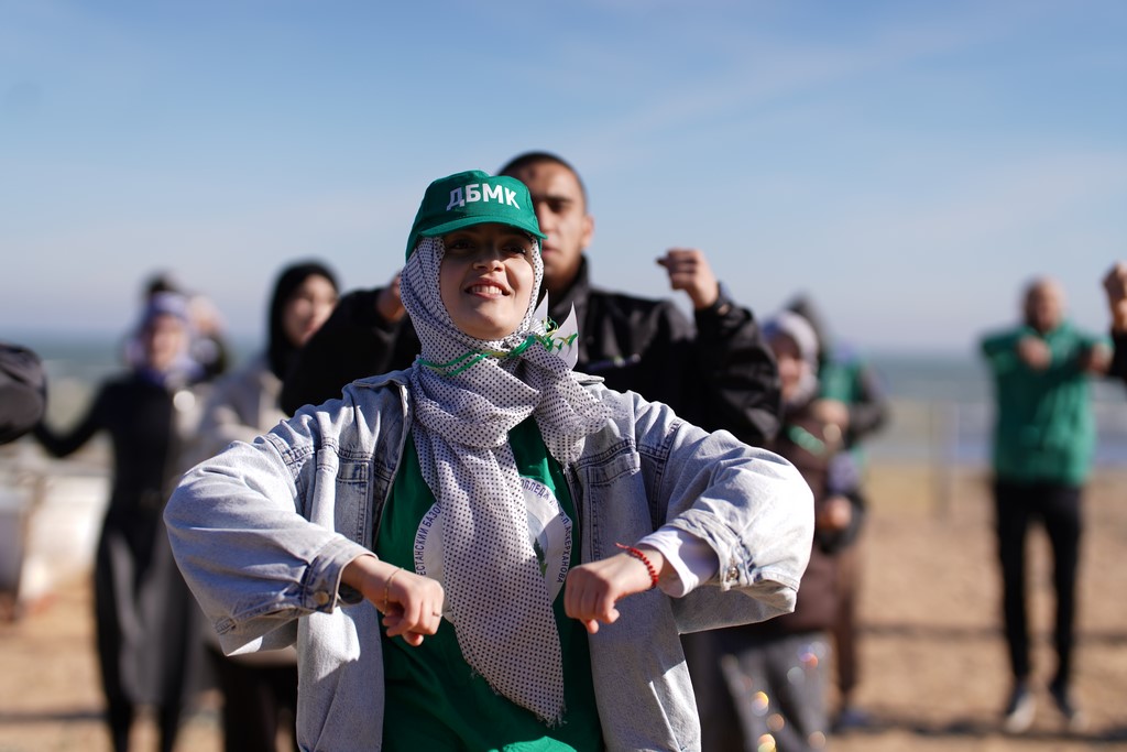 Волонтеры движения «Экосистема» провели масштабный субботник в Махачкале