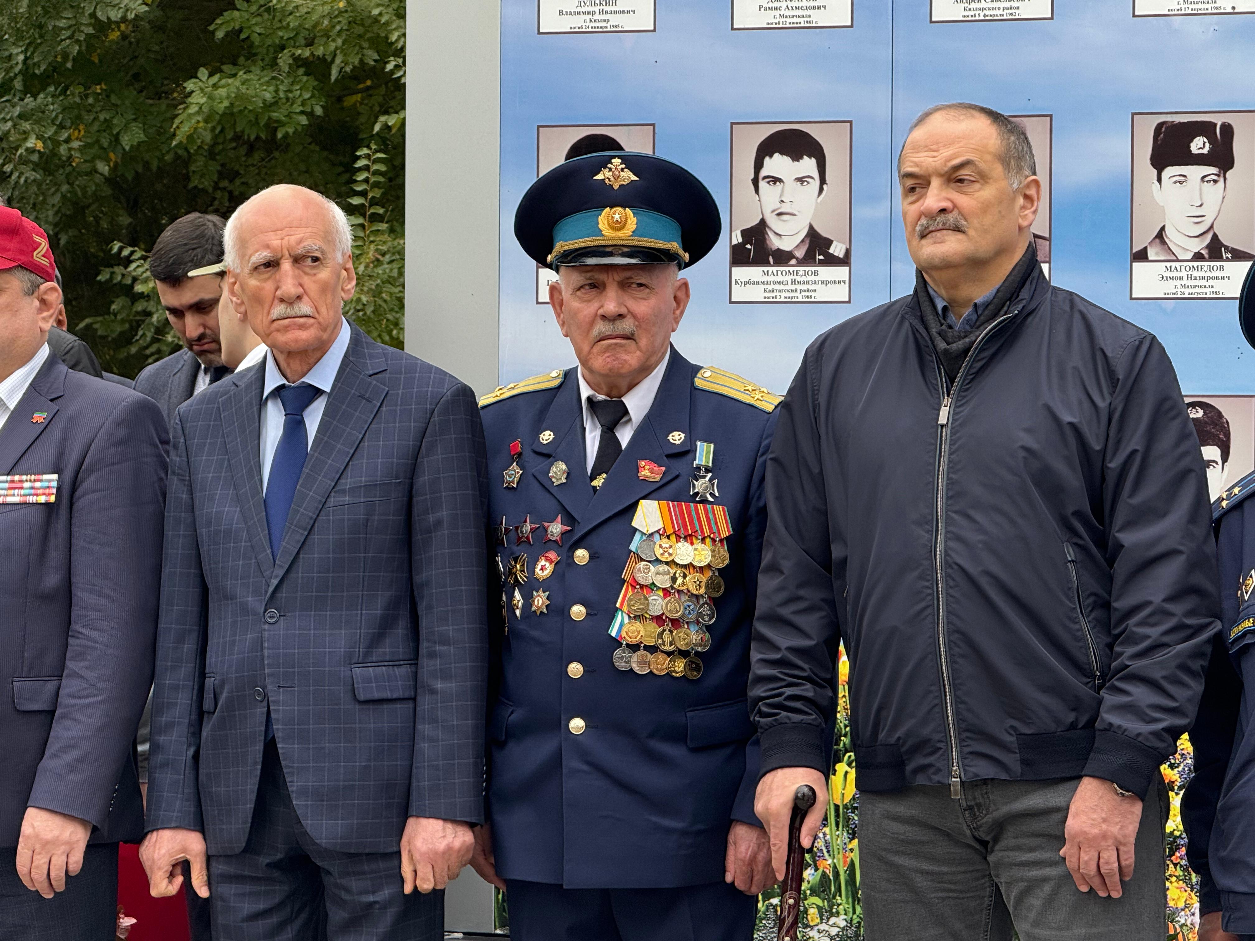 Память о генерале: в Махачкале отметили 100-летие Омара Муртазалиева