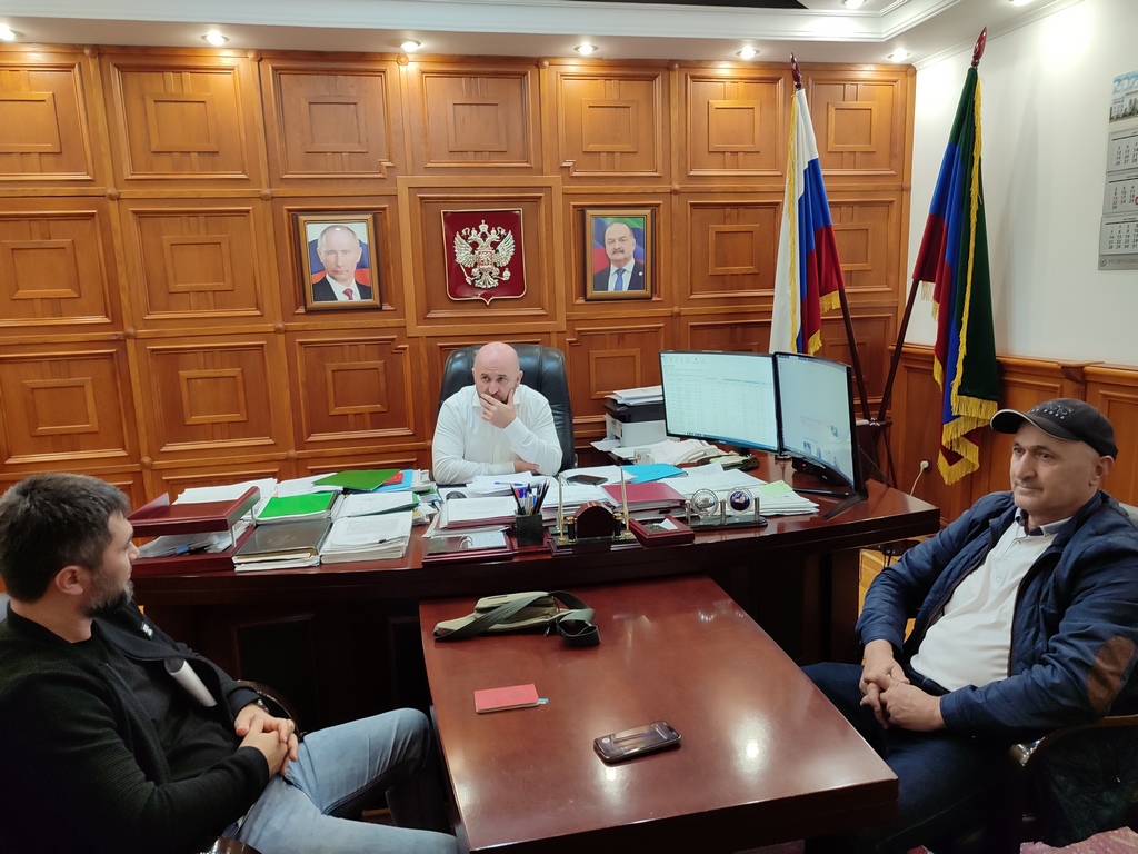 Председатель Комитета по лесному хозяйству РД принял участника СВО