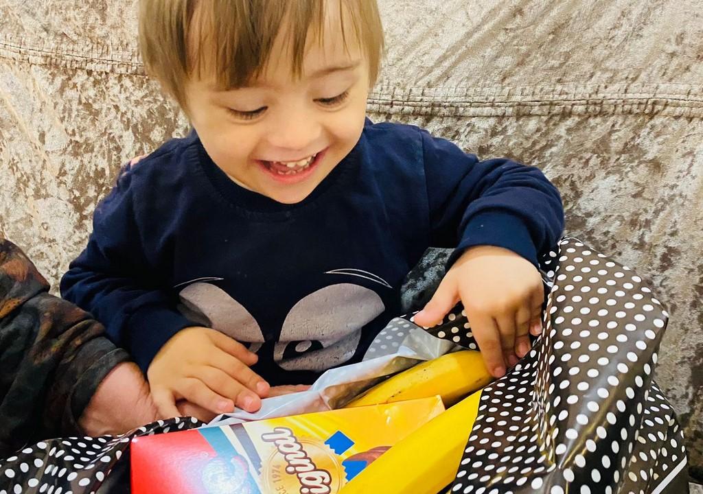 Власти Новолакского района посетили на дому детей участников СВО