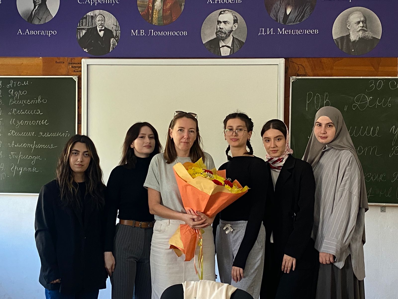 В Автодорожном колледже провели «Разговор о важном» о роли учителя