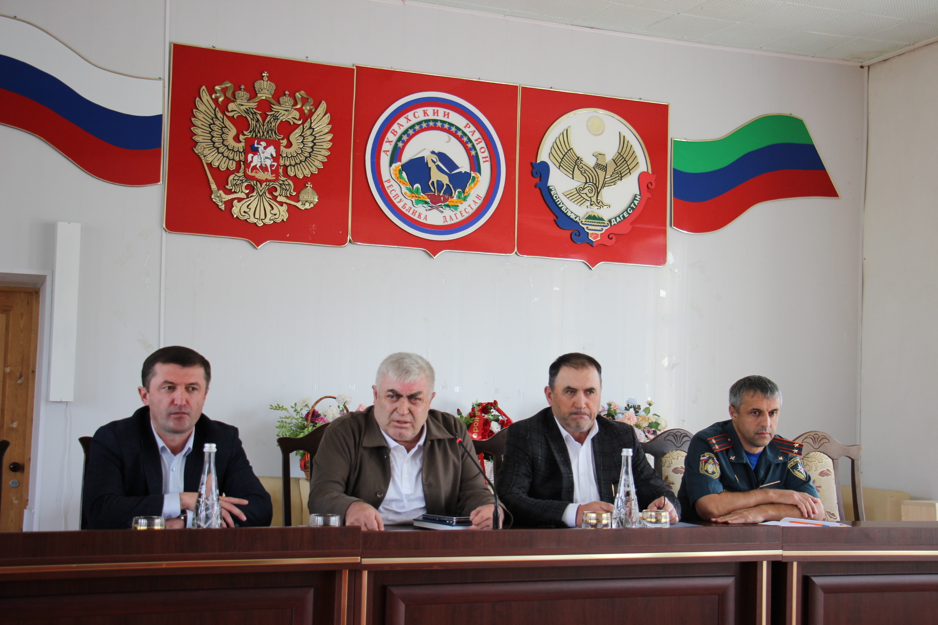 В Ахвахском районе прошло обсуждение подготовки к отопительному сезону