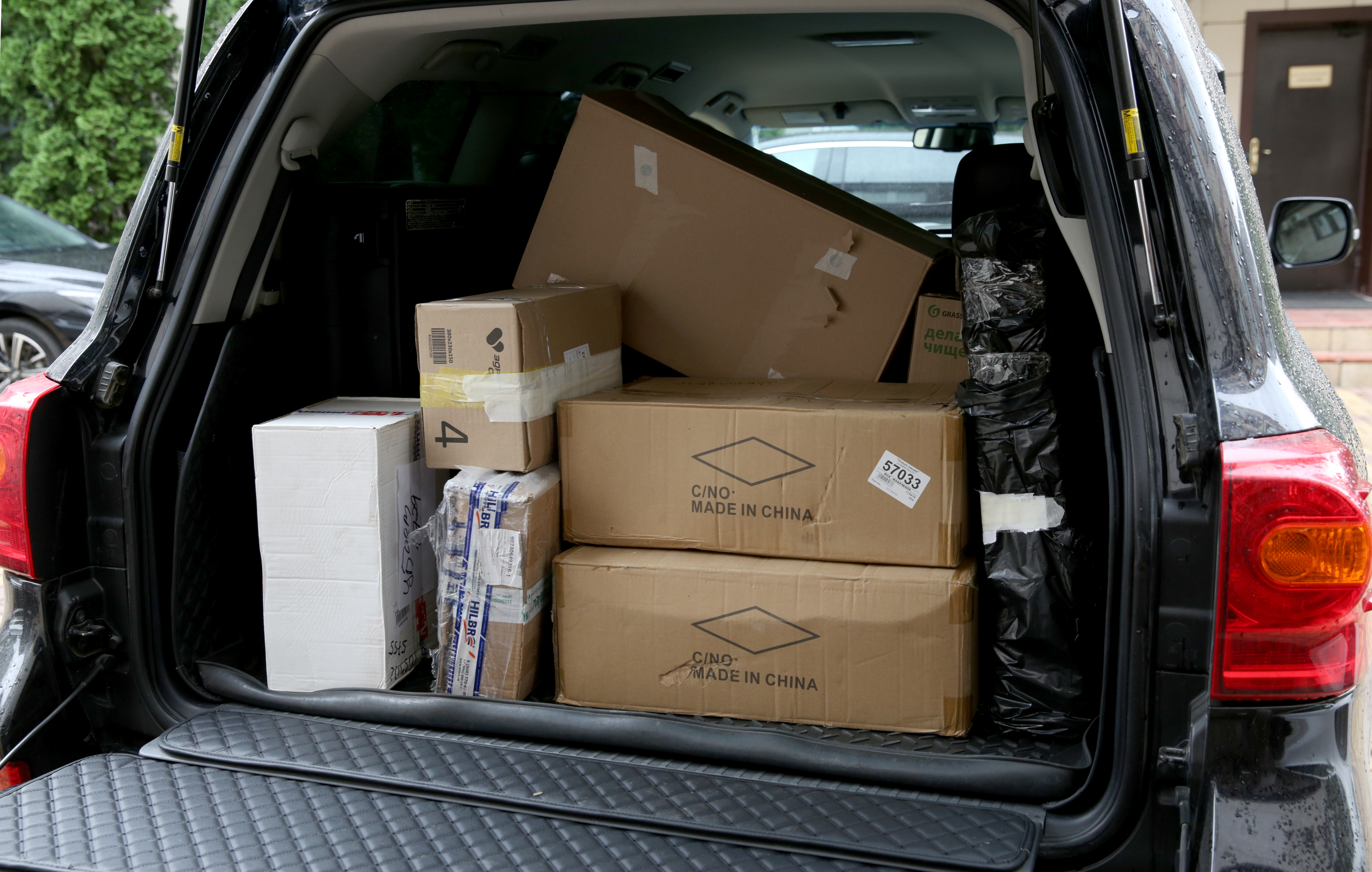 ТФОМС Дагестана направил очередную партию гуманитарной помощи участникам СВО