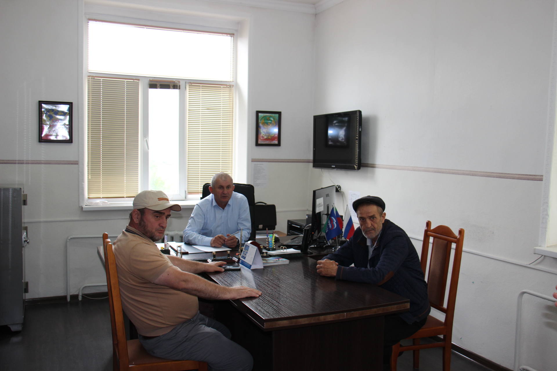 Реализацию водопровода «Тукита-Карата» обсудили в администрации Ахвахского района