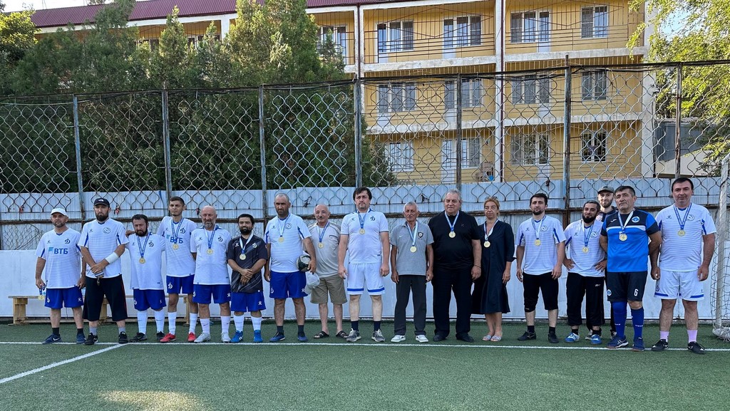 Футбольный матч ко Дню донорства провели в Махачкале