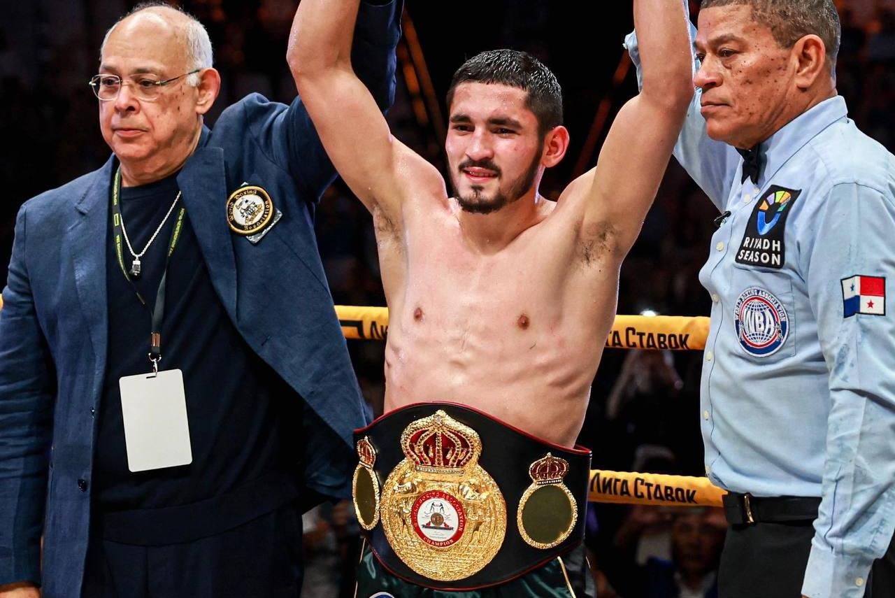 WBA приняла решение о проведении чемпионского боя Батыргазиева против  Роуча-младшего