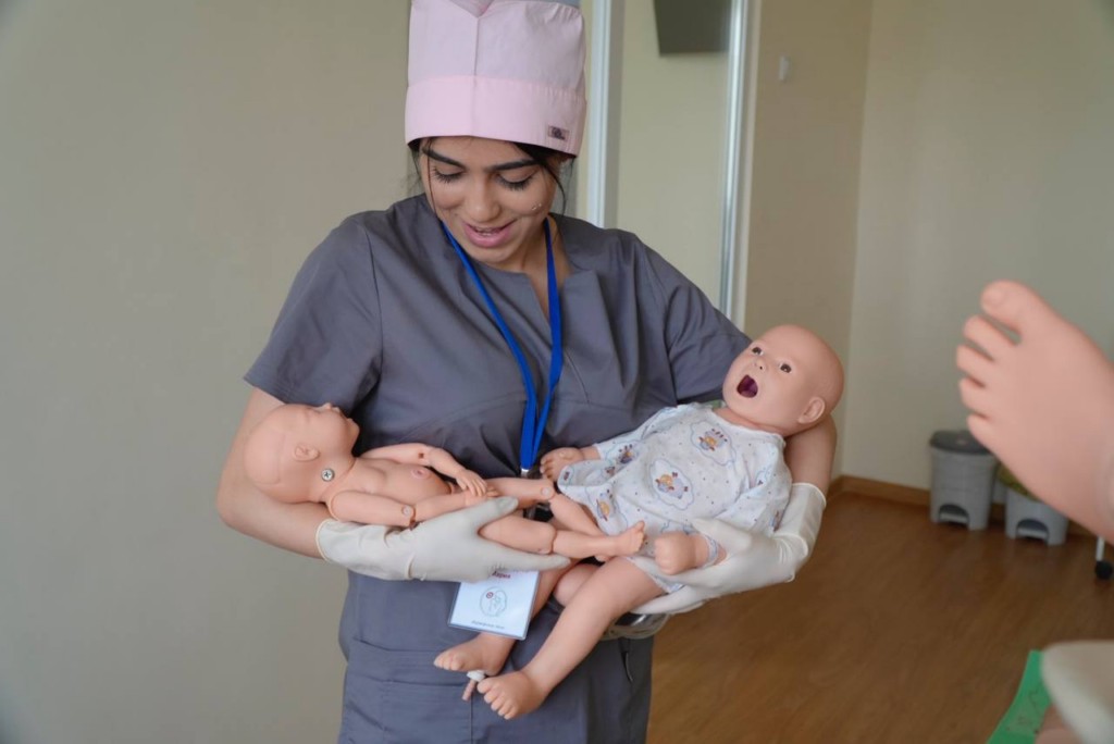 Студентки ДБКМ представят СКФО на Всероссийском конкурсе среди медицинских и фармацевтических колледжей