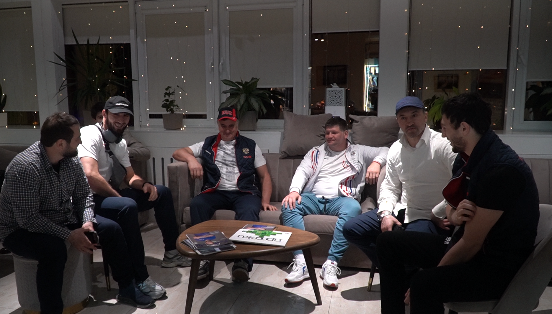 Герои Чемпионата Европы по боксу вернулись в Дагестан