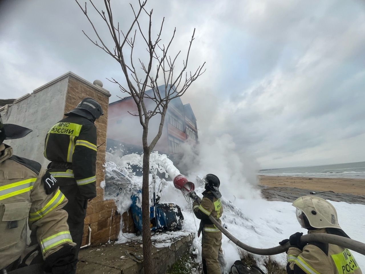 Вертолет с людьми потерпел крушение в Дагестане