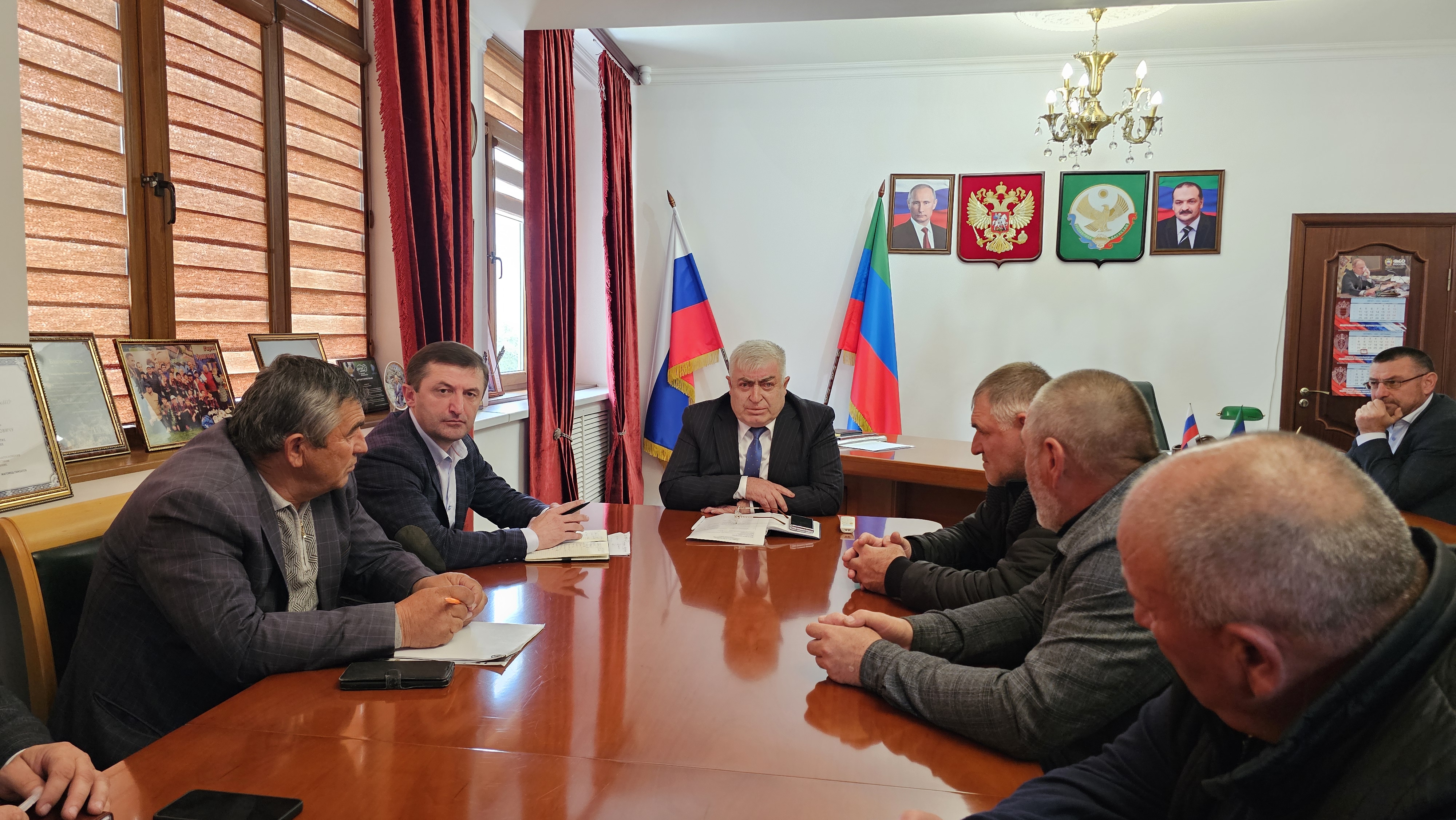 В Ахвахском районе прошло совещание касаемо осеннего призыва на военную службу