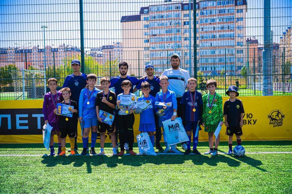 Вратарский турнир провели в Каспийске