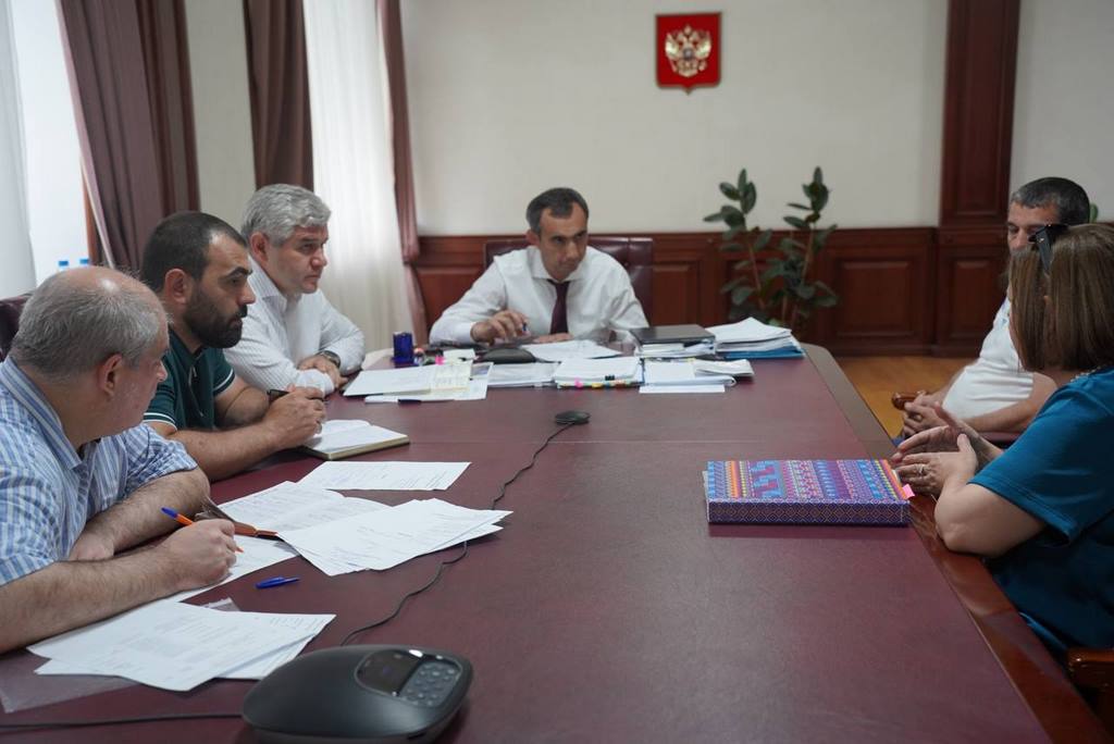 В Минимуществе Дагестана рассмотрели обращения граждан по спорным земельным вопросам