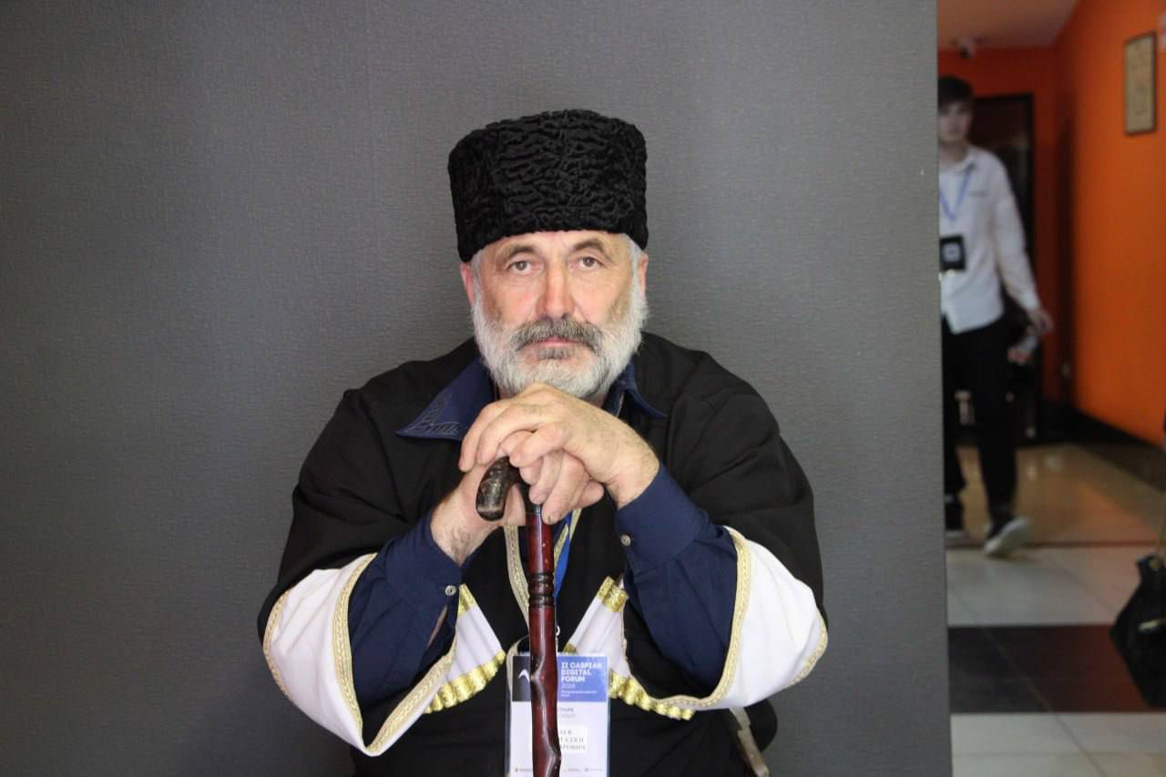 8 сентября – День языков народов России