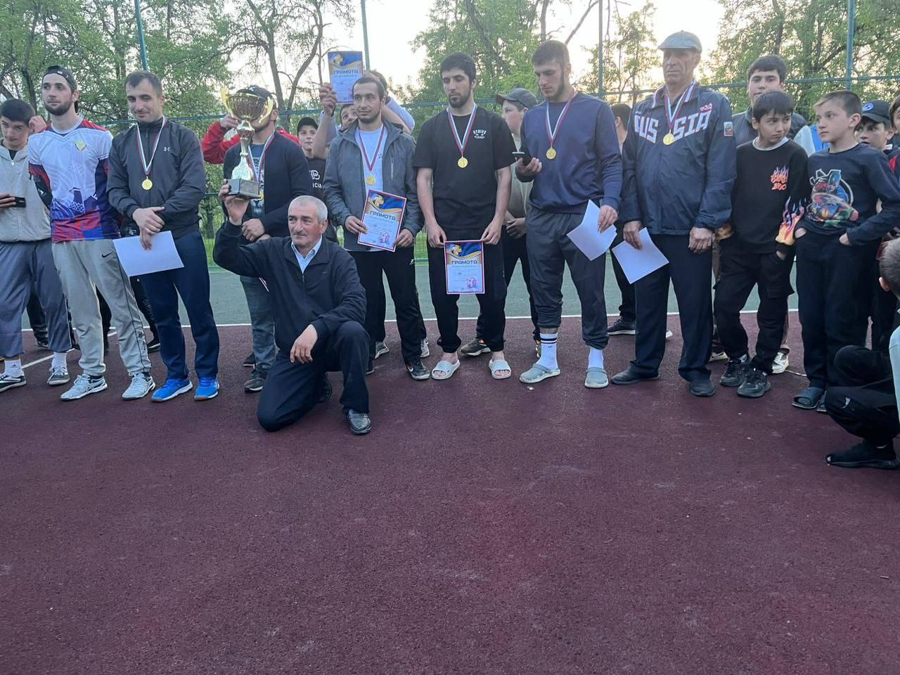 В селе Бухнаг Табасаранского района прошел волейбольный турнир