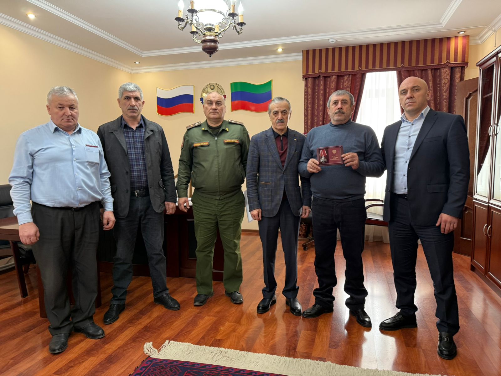 В Сергокалинском районе наградили орденом Мужества погибшего участника СВО