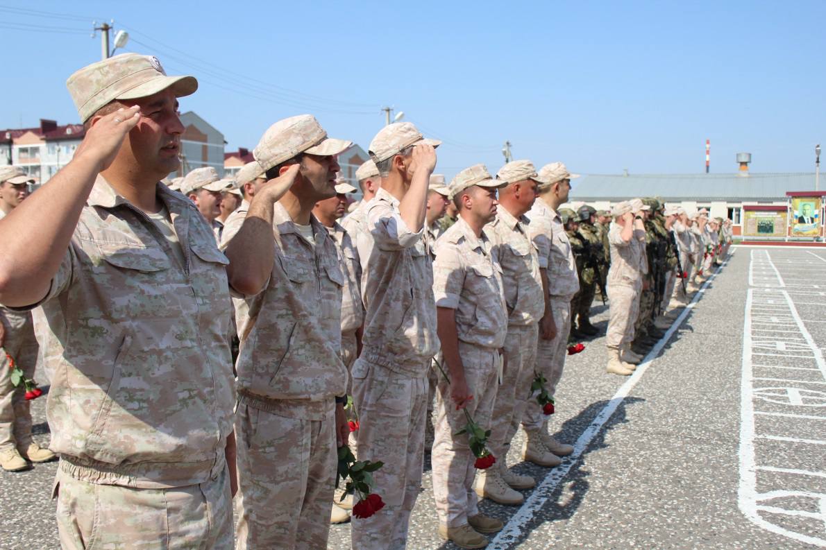 Военнослужащие Росгвардии почтили память погибших товарищей