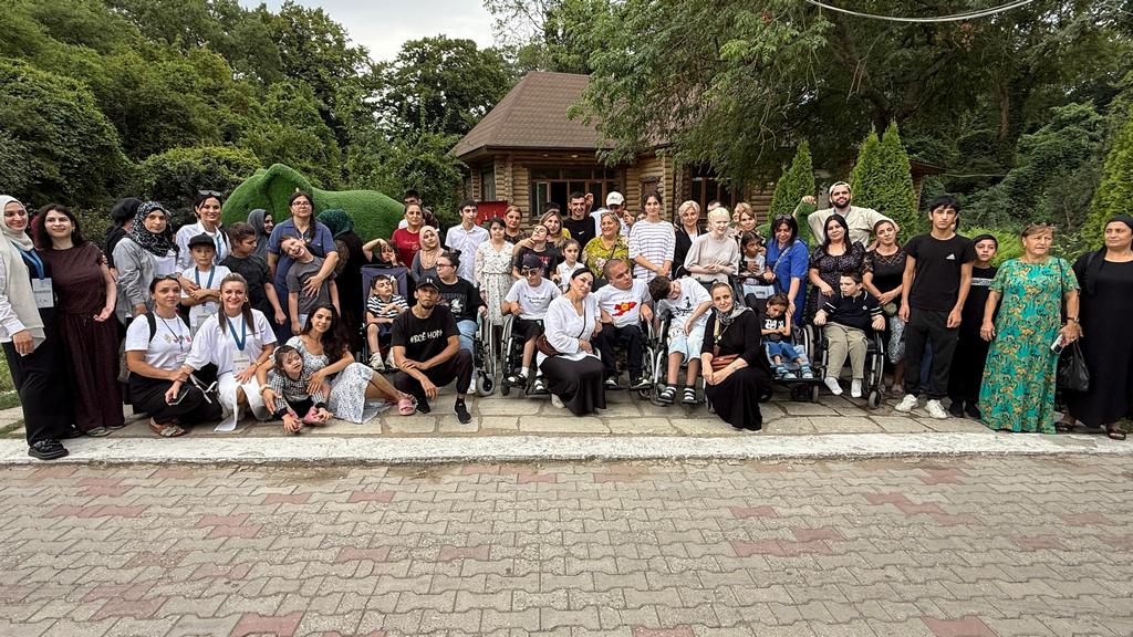 Проект «Твори добро с Дианой» провел благотворительный праздник для особенных детей из Дербента 