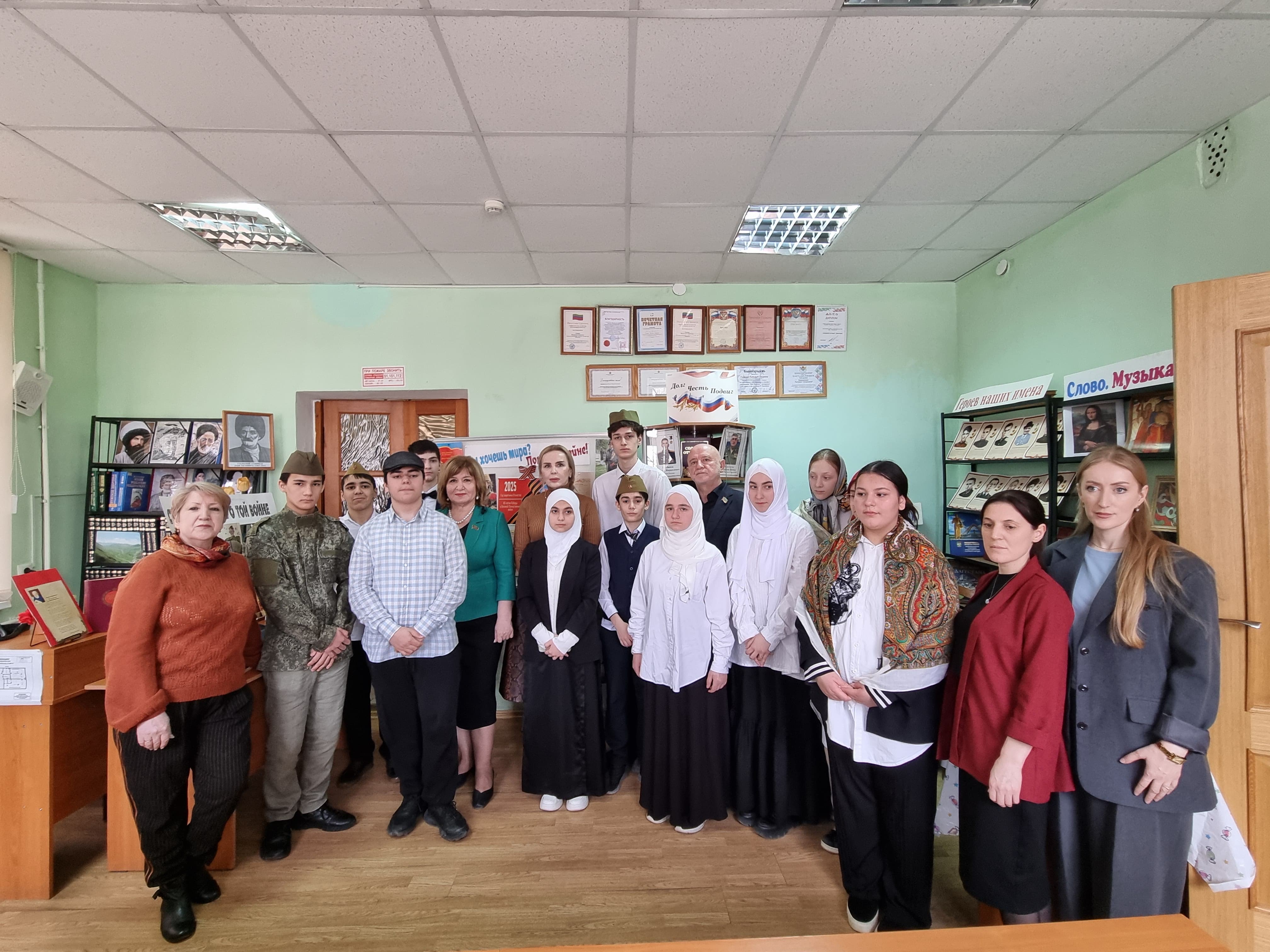 В Махачкале прошла акция «Голос Победы»