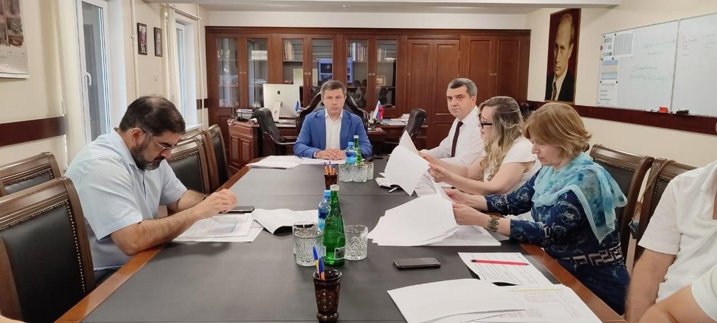 В Дагестане поддержат проект реконструкции цехов завода по производству лифтов