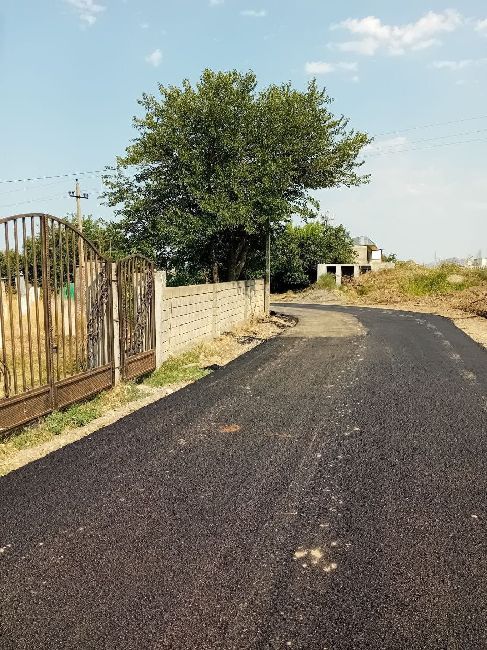 В селе Гадари завершены работы по укладке асфальта