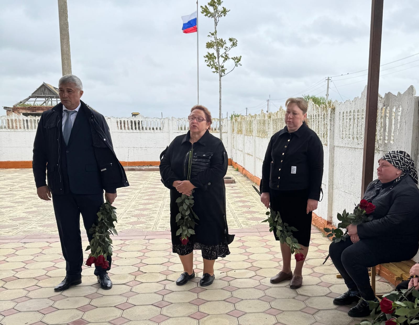 В Кизлярском районе открыли мемориальные плиты погибшим участникам СВО