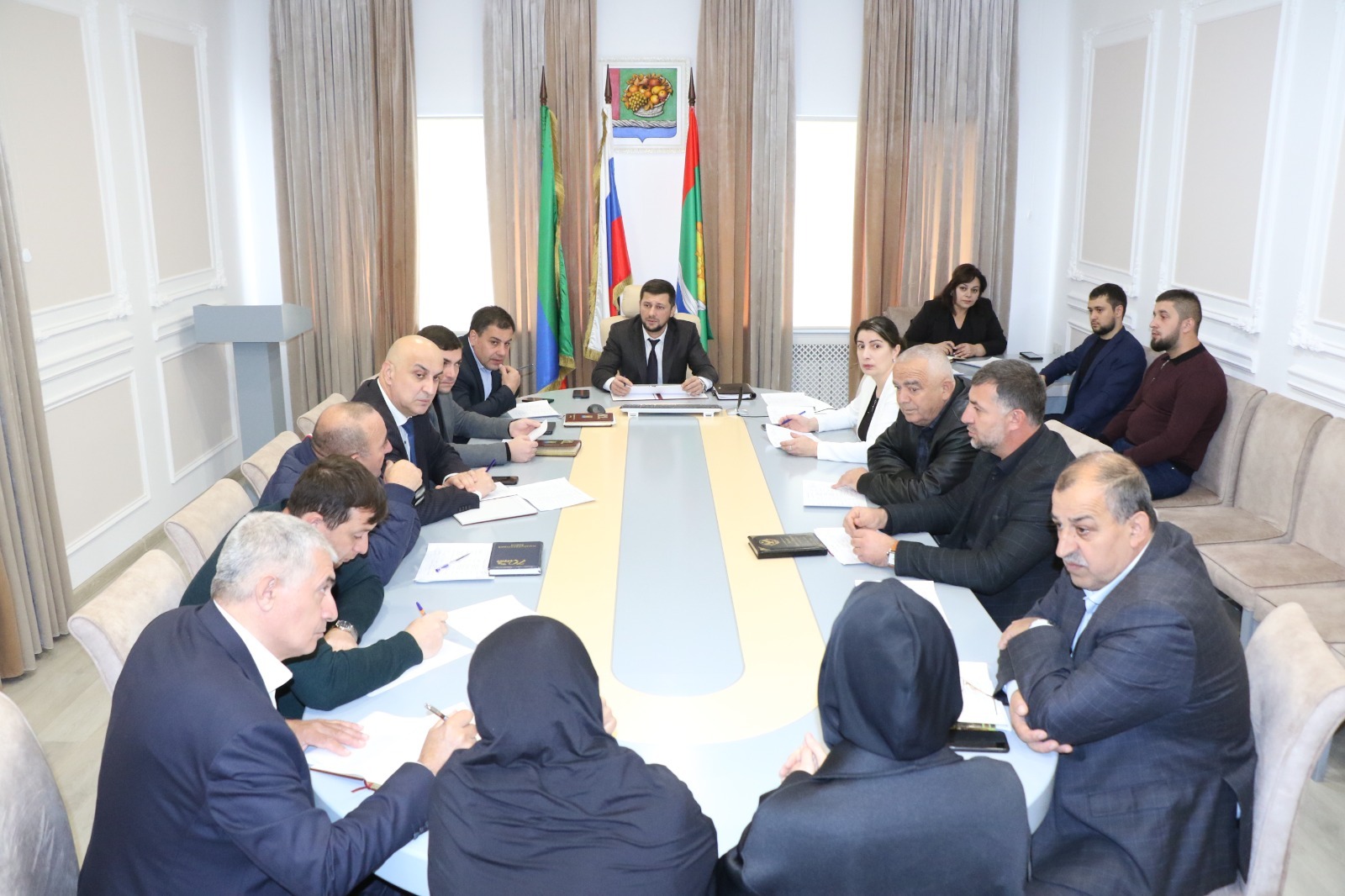 Врип главы Магарамкентского района Нариман Эфендиев провёл очередной личный приём граждан