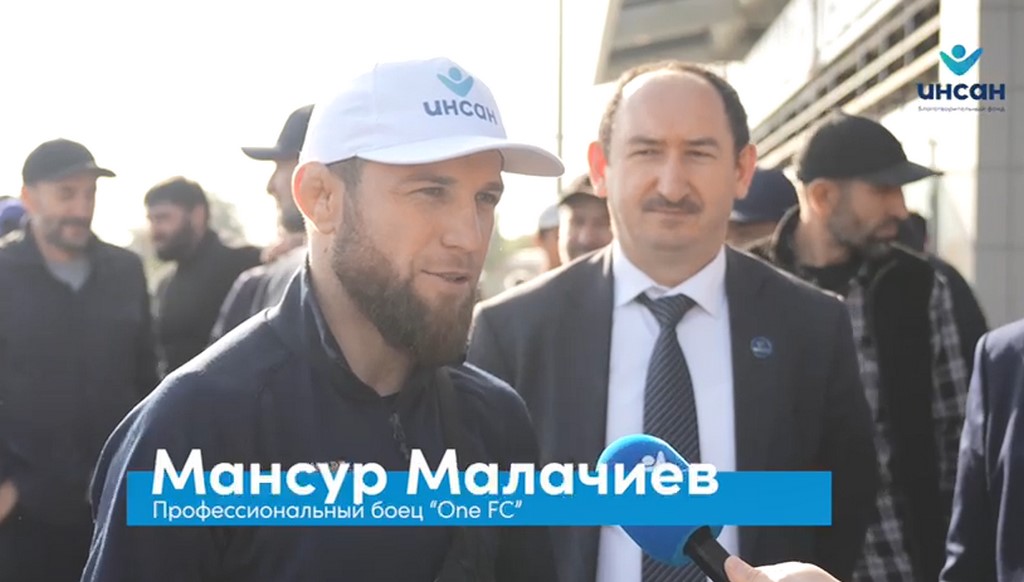 В Махачкале встретили чемпиона ONE FC Мансура Малачиева