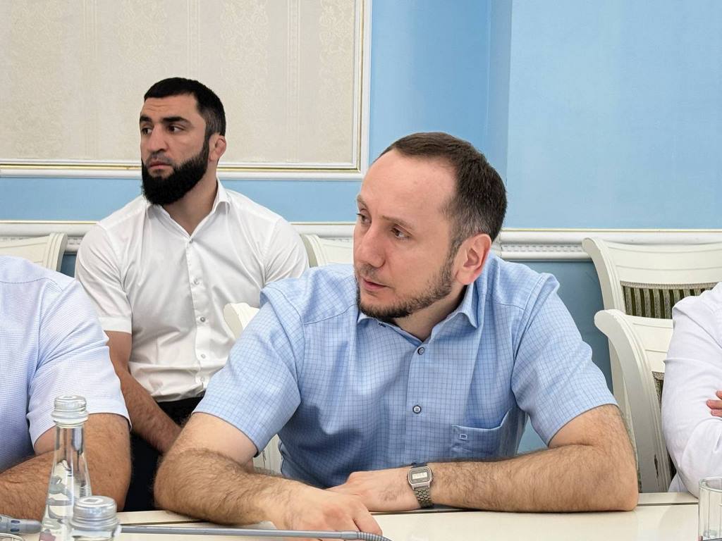 Власти Махачкалы предлагают установить на улицах комбинированные автобусные остановки