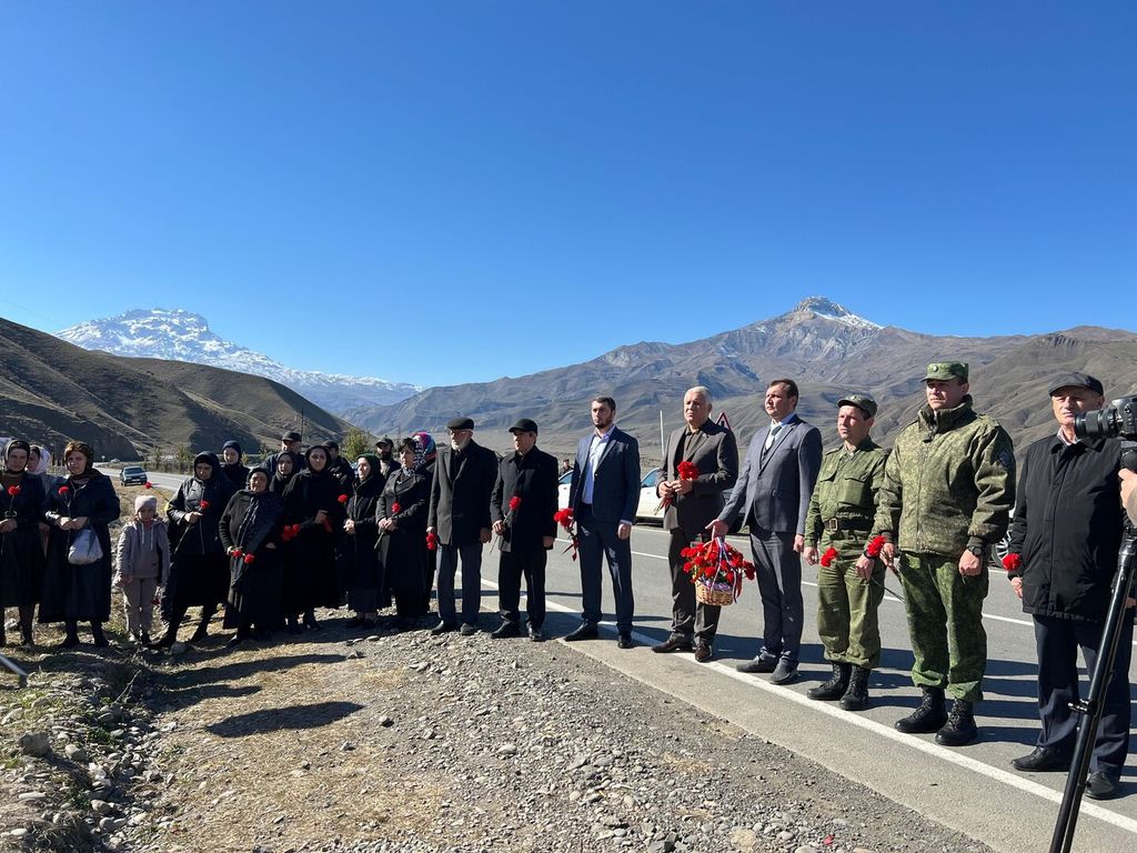 «Сад памяти» открыли в Докузпаринском районе