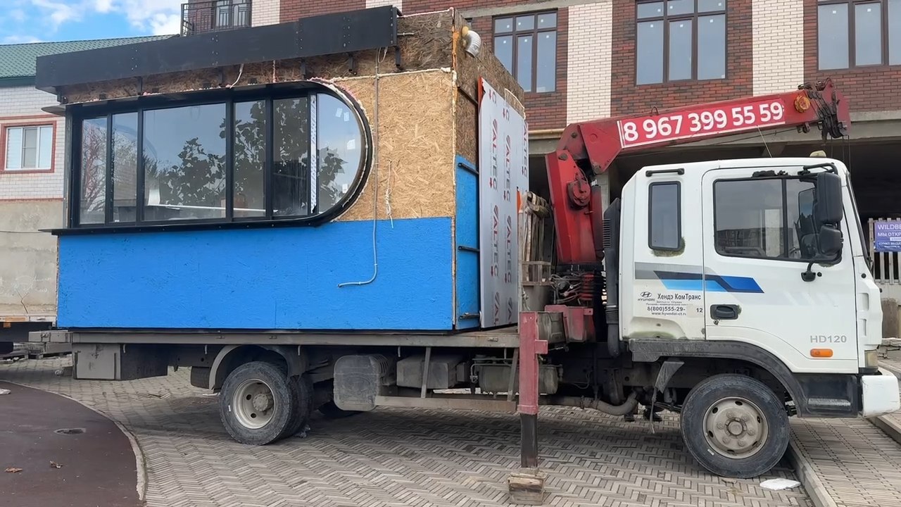 В Махачкале по улице Хуршилова проводится масштабный демонтаж незаконных объектов 