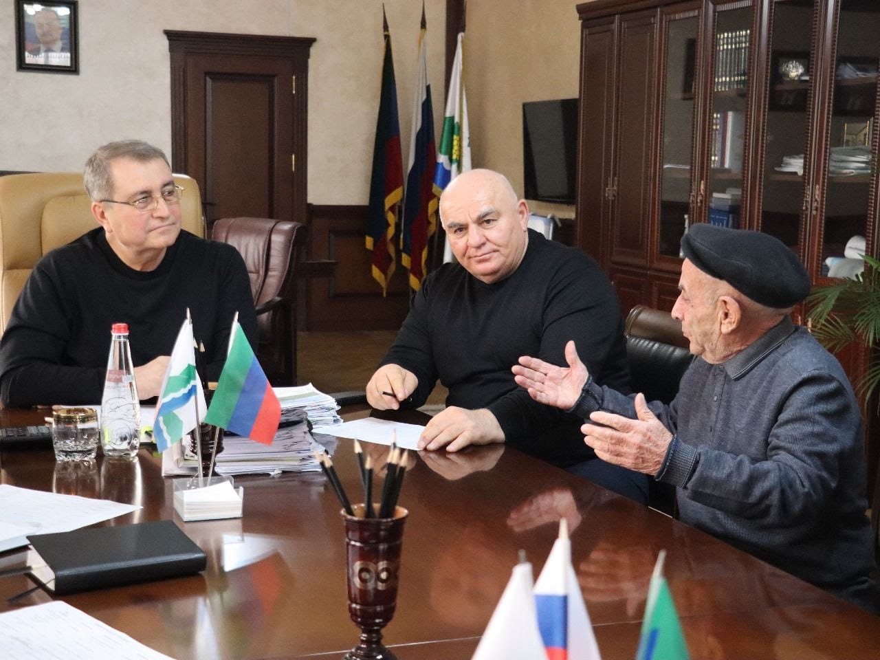 Глава Дербентского района провел личный прием граждан