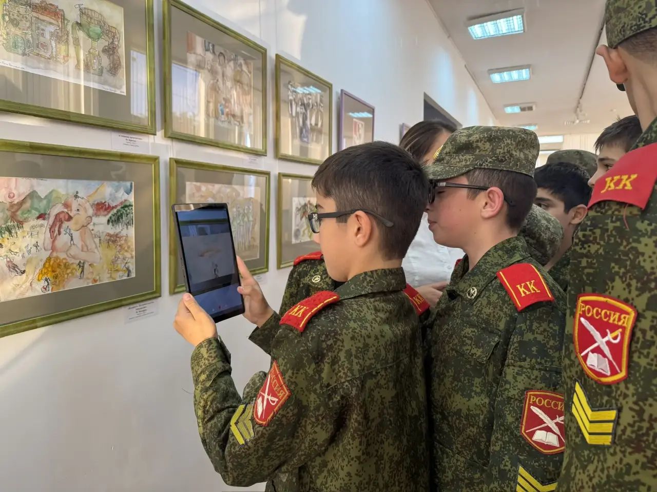 В Дербенте прошла всероссийская акция «День в музее для российских кадет»