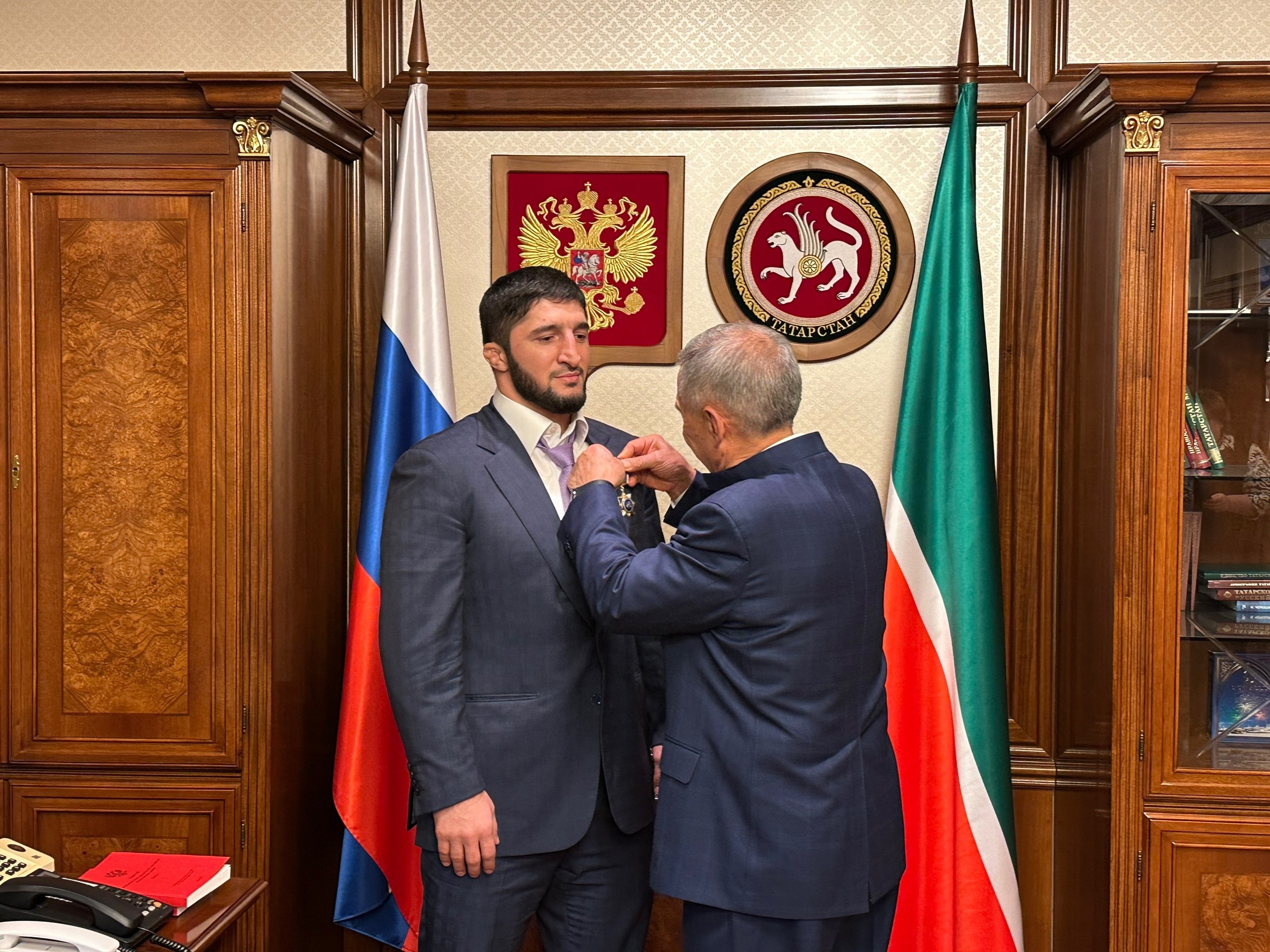 Абдулрашиду Садулаеву вручили госнаграду Татарстана