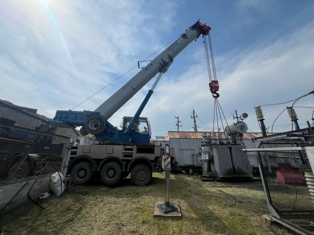 Дагестанские энергетики повысили надежность электроснабжения части потребителей Махачкалы