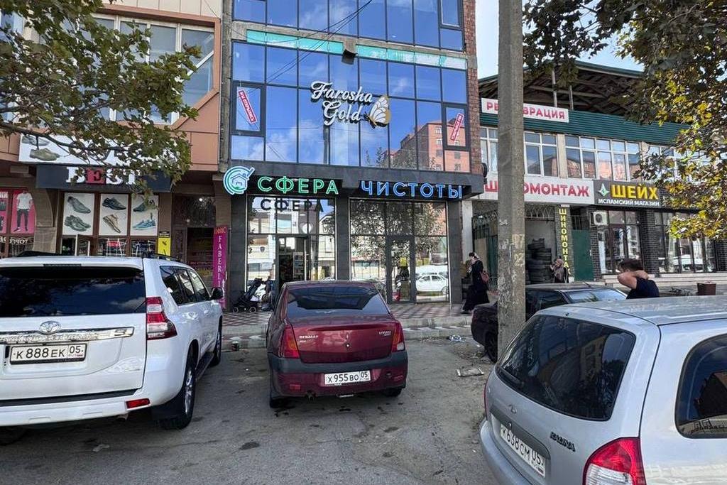 В Махачкале постановили снести незаконное четырехэтажное здание