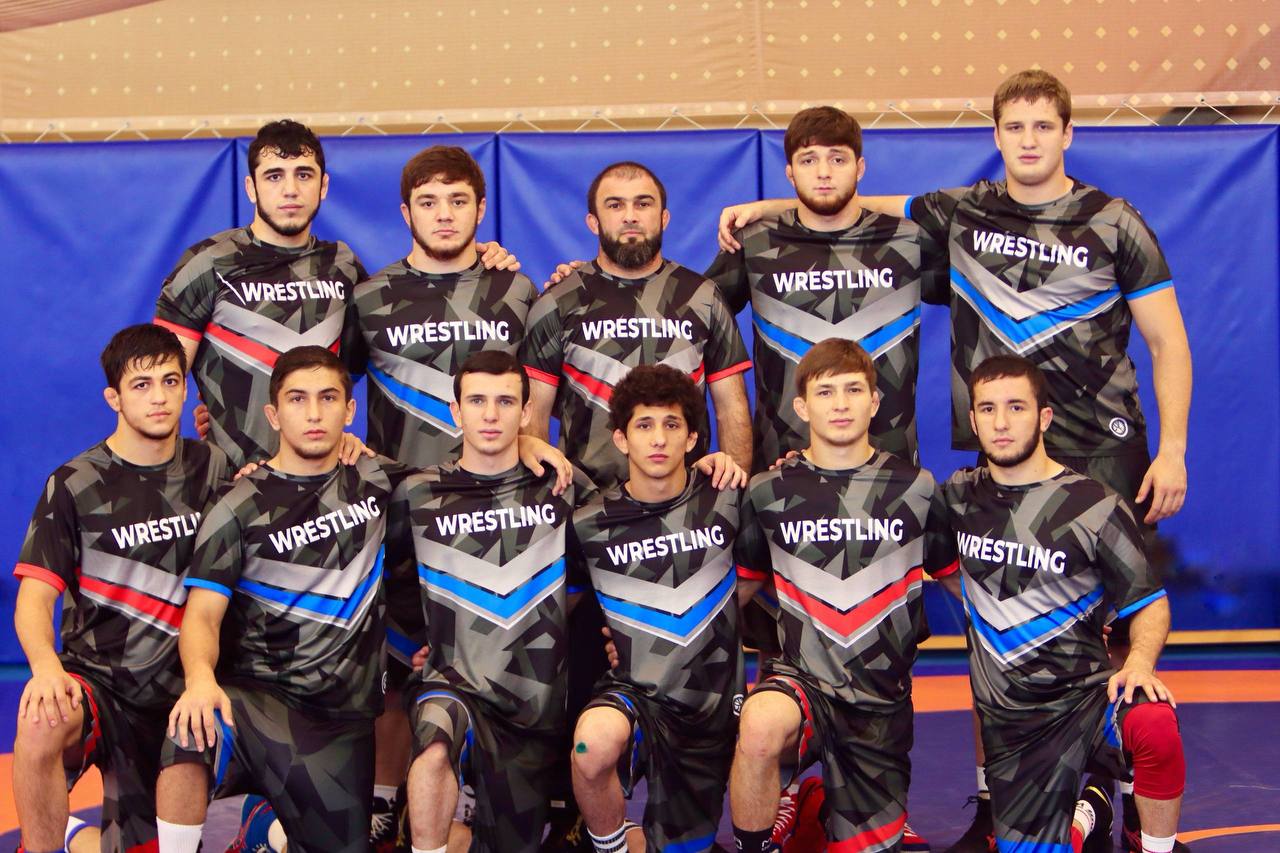 Пятеро дагестанских борцов представят Россию на молодежном чемпионате мира