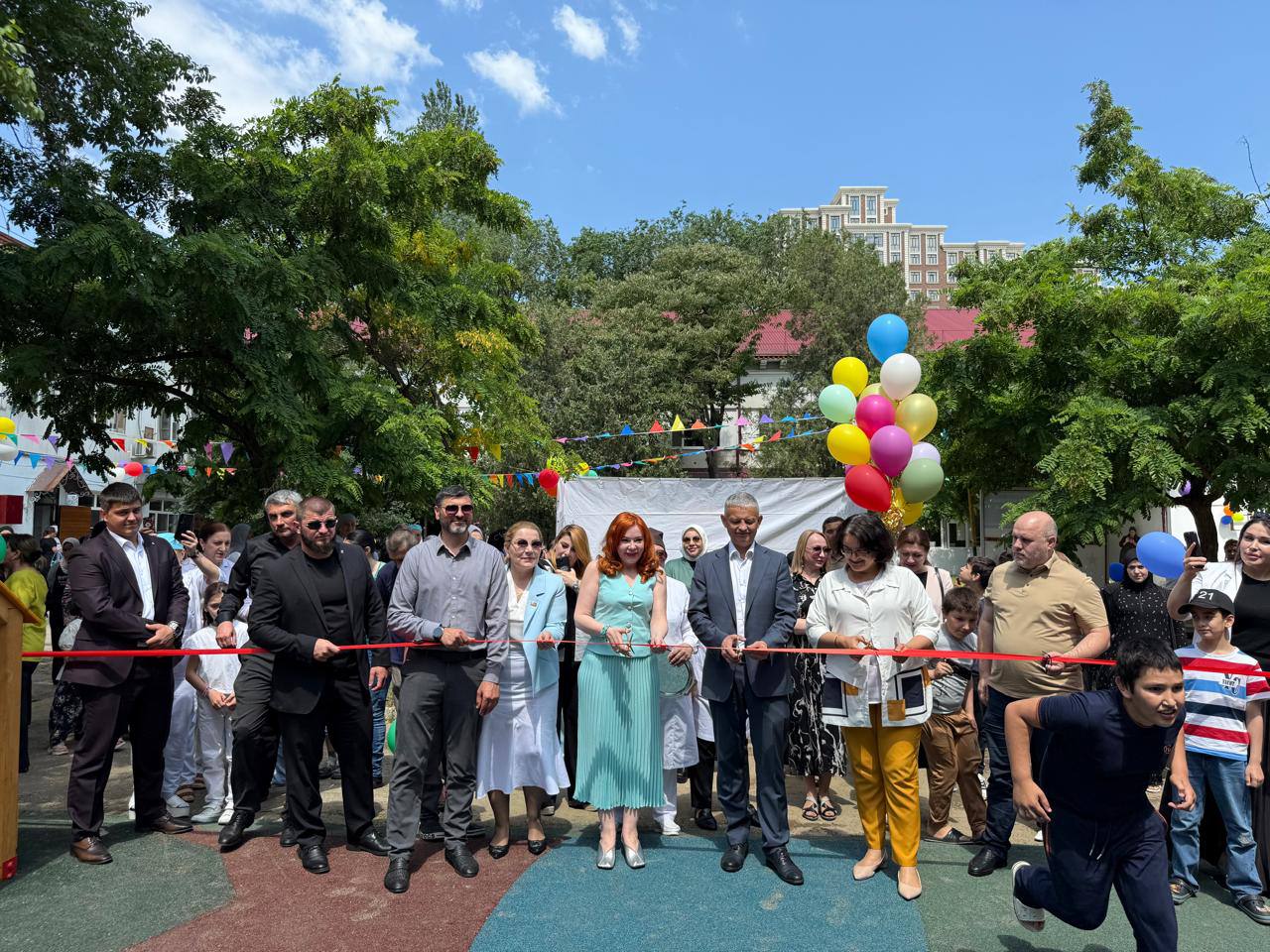 Новую детскую площадку открыли в медучреждении Дагестана при поддержке экотуркомплекса «Главрыба»