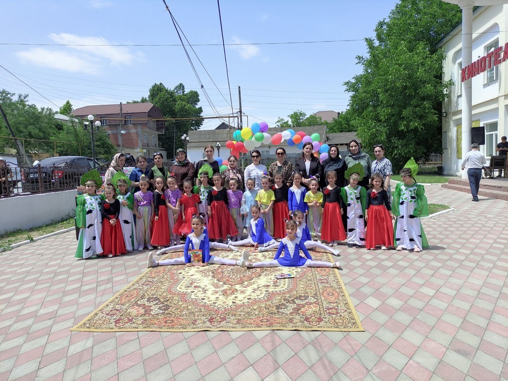 Праздник ко Дню защиты детей провели в селе Карабудахкент Карабудахкентского района