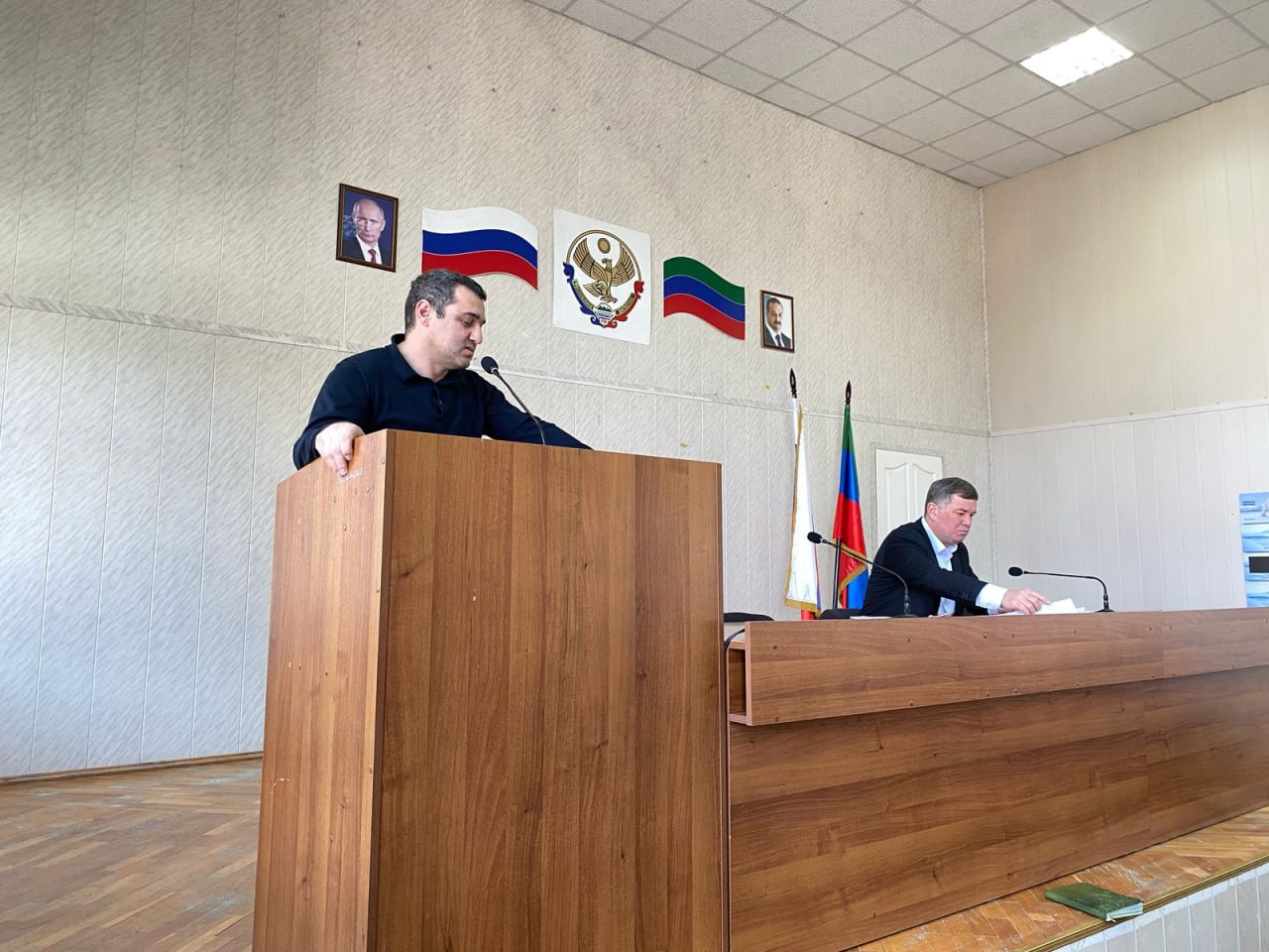 На совещании в Карабудахкентском районе обсудили местоположения границ территориальных зон и населенных пунктов