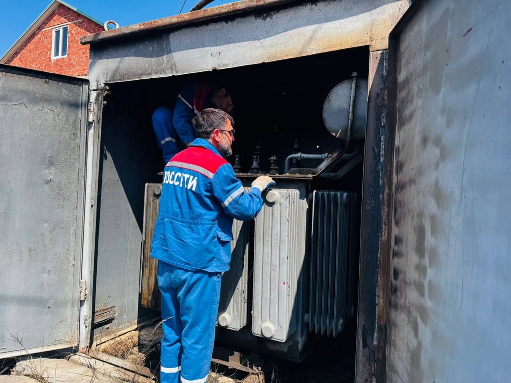 В северной части Махачкалы произошло аварийное отключение энергоснабжения