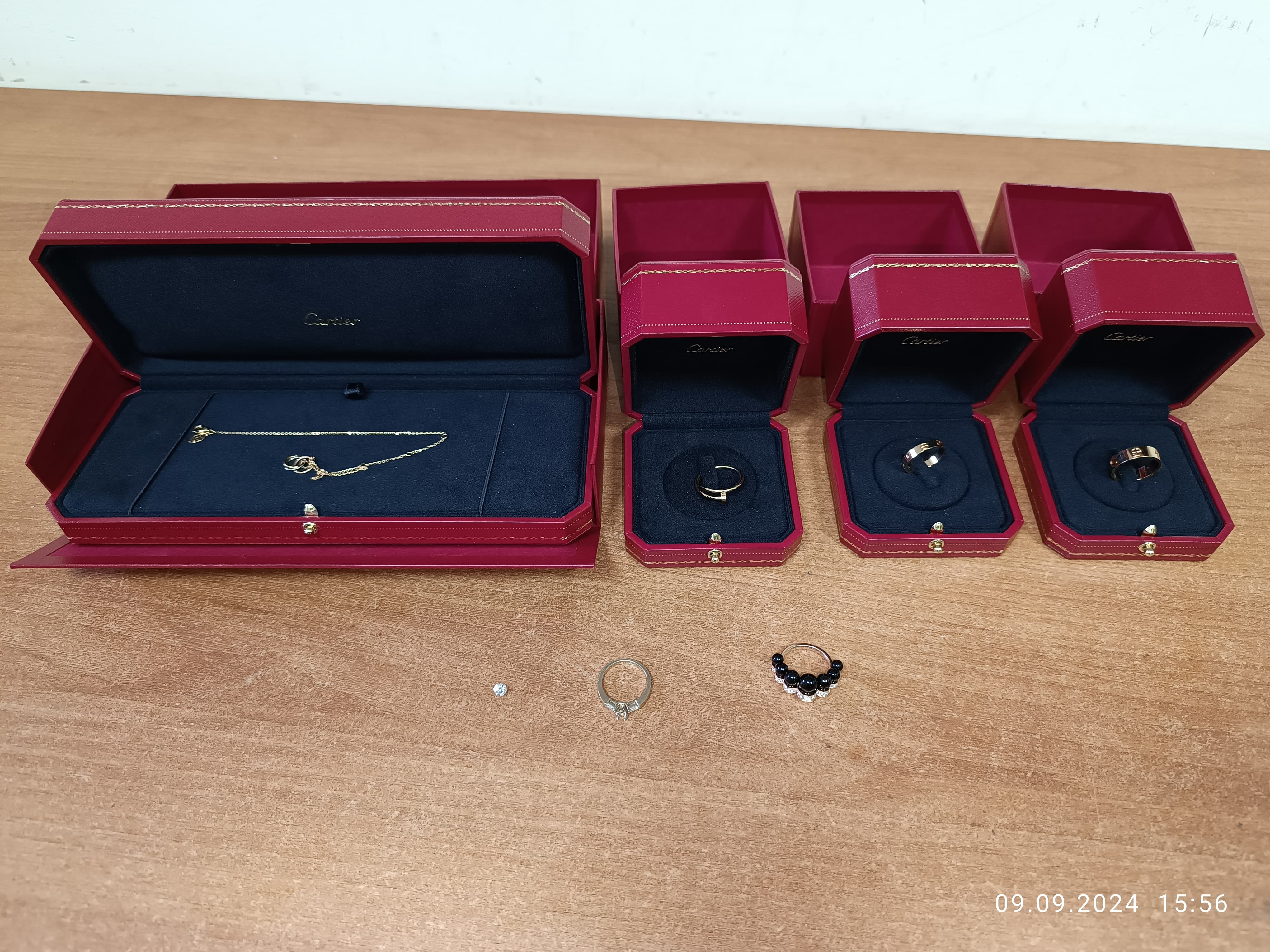 Контрабанду брендовых украшений «Cartier» пресекли в Дагестане