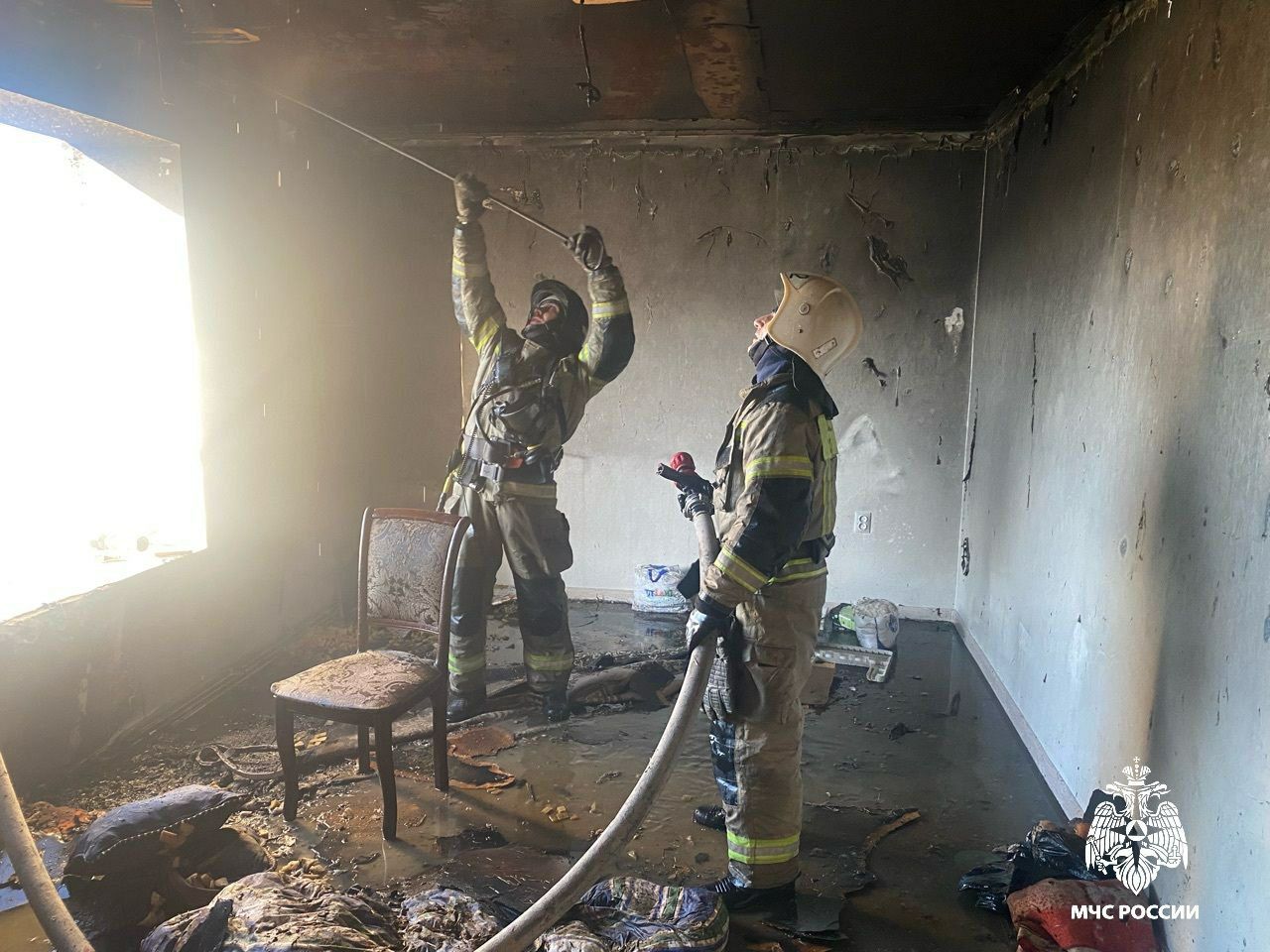Пожар в результате хлопка газа произошел в частном доме Дагестана