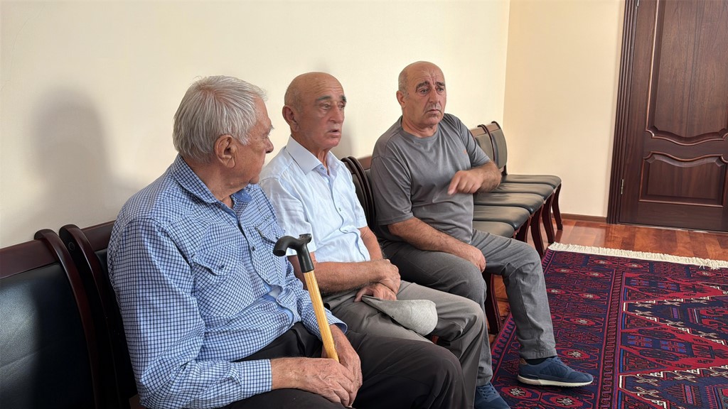 Глава Сергокалинского района в рамках приема граждан рассмотрел обращения селян