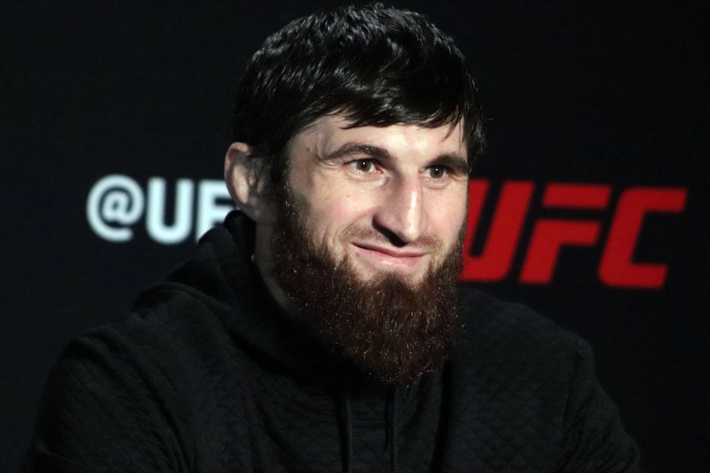 Анкалаев намерен стать чемпионом UFC в тяжелом весе